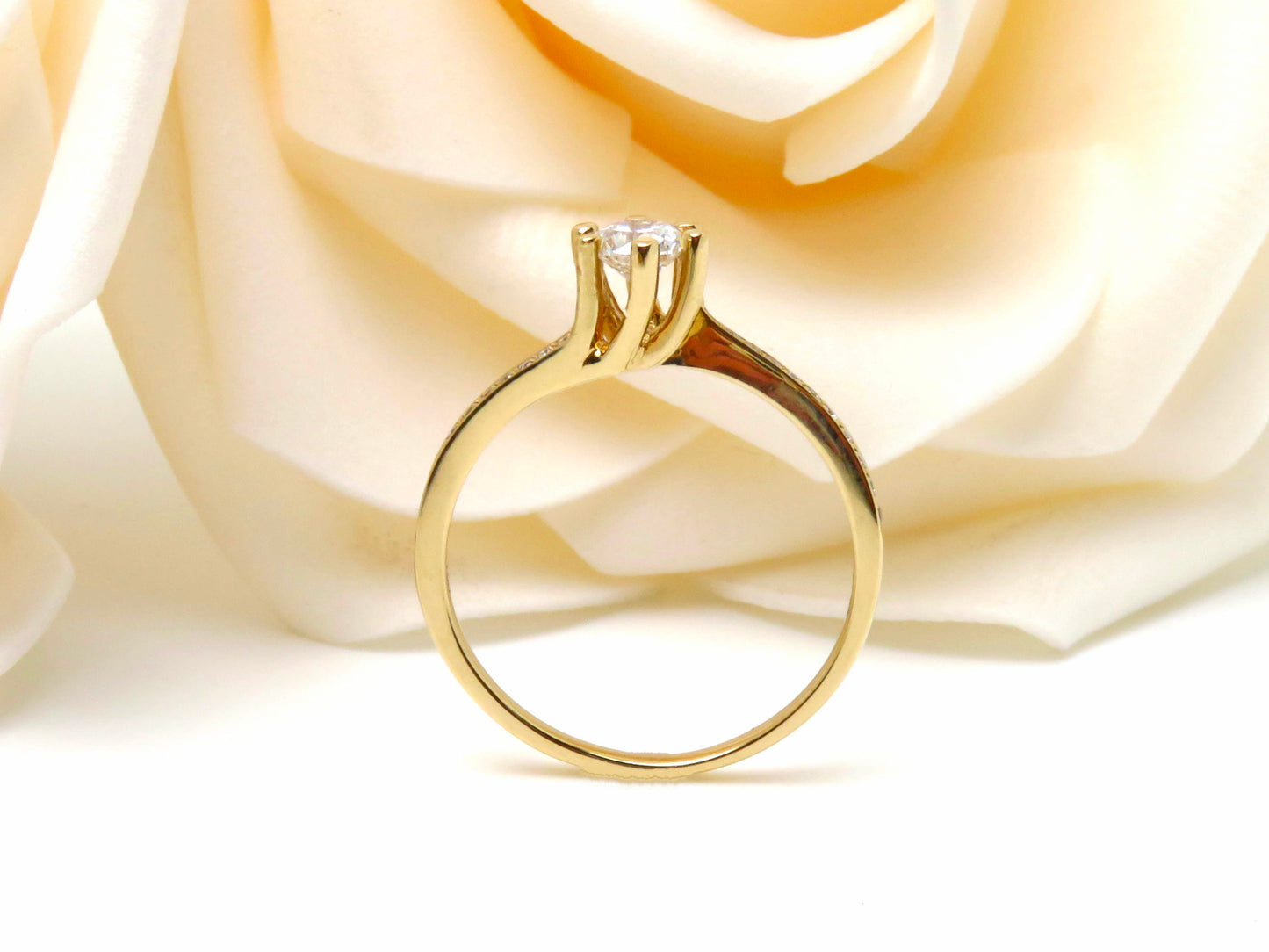 Solitaire 0,30ct 750er Gelbgold
